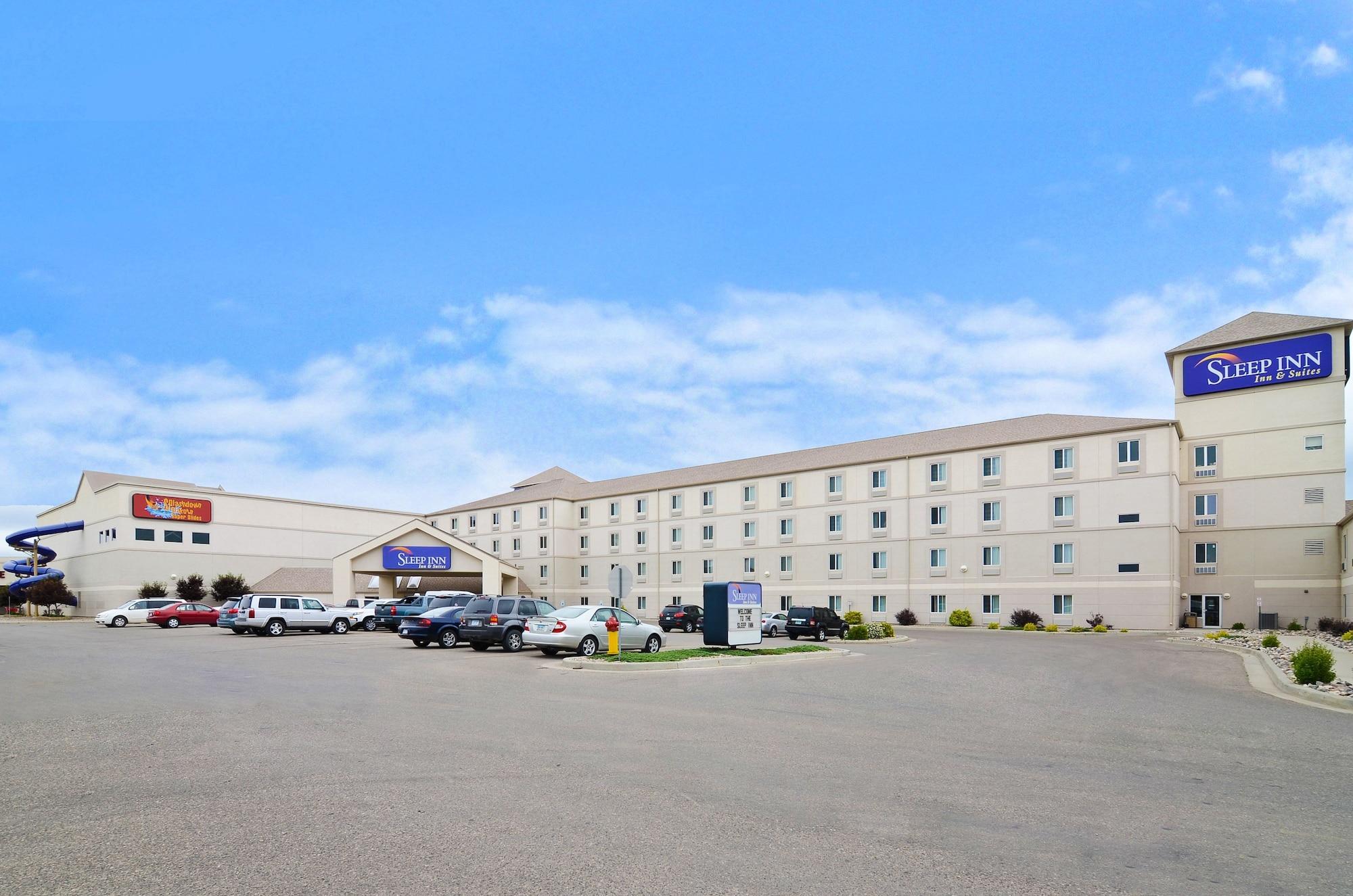 Sleep Inn & Suites Conference Center And Water Park Minot Εξωτερικό φωτογραφία